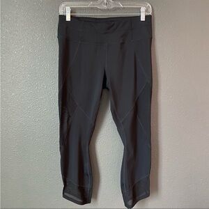 Athleta Black Cropped Leggings